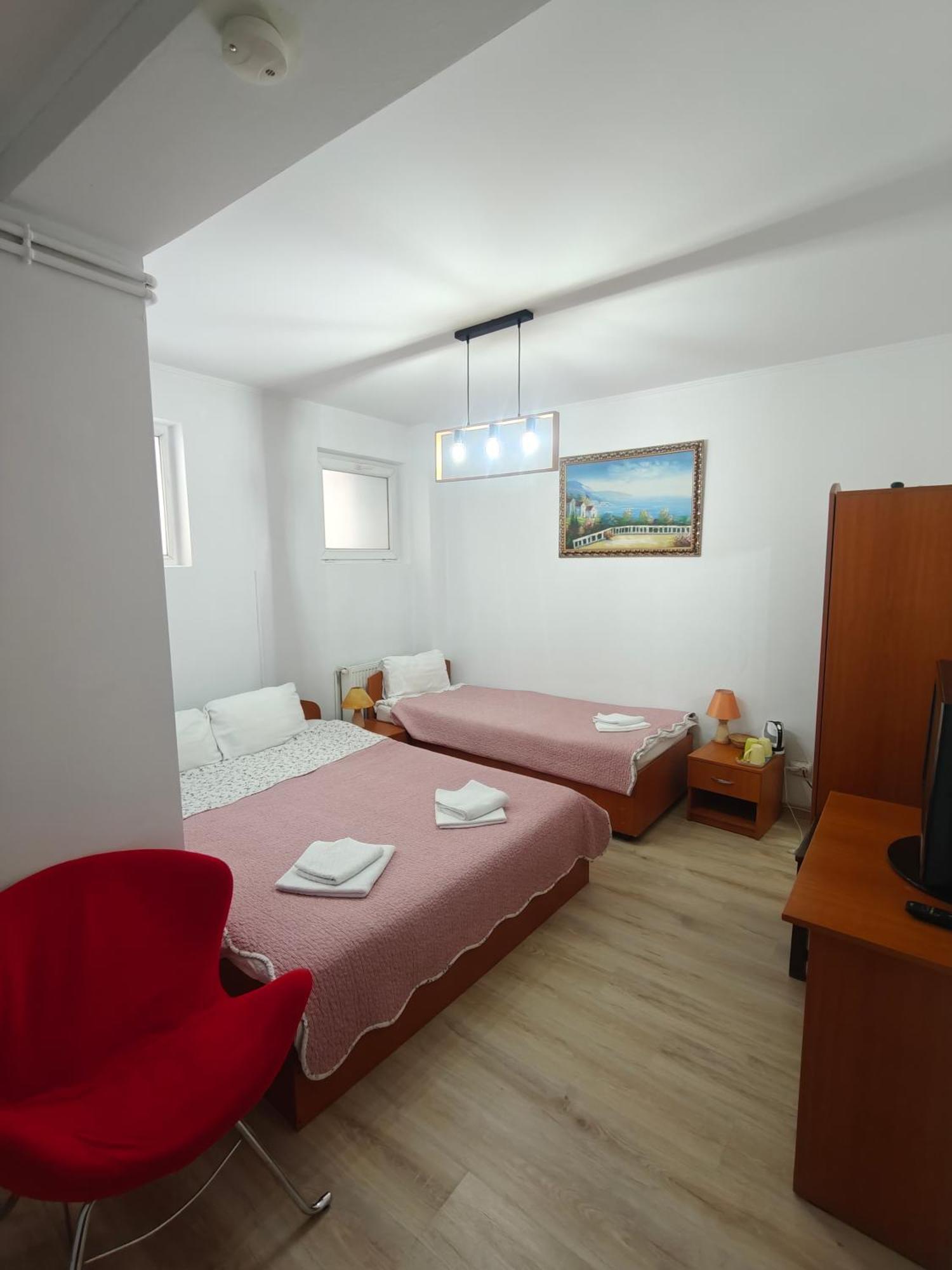 The Nest Apartment Bukares Bagian luar foto