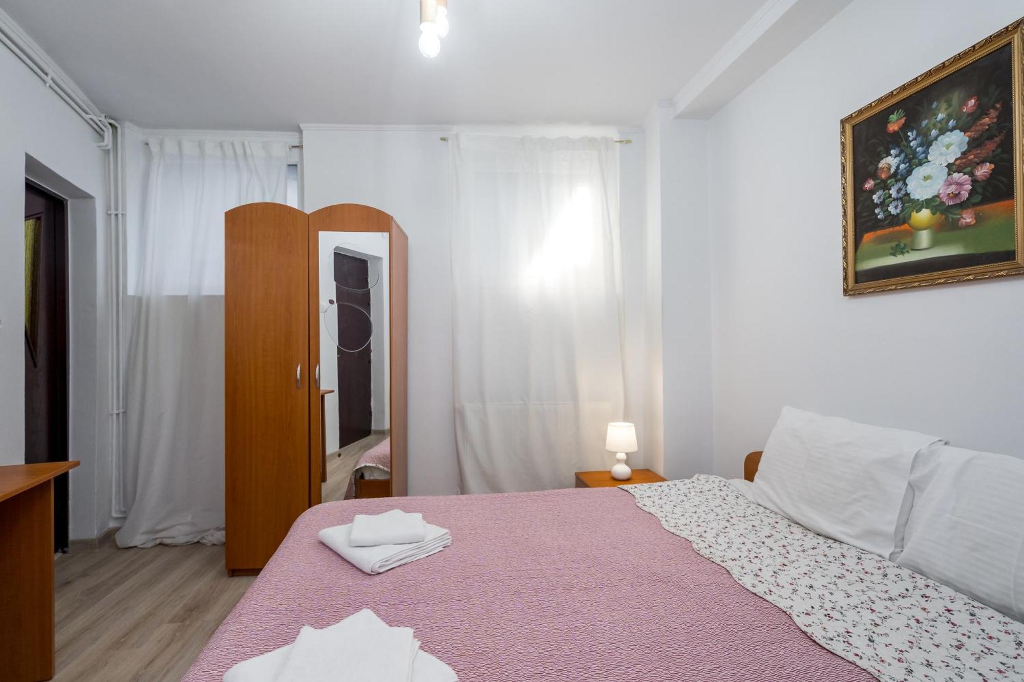 The Nest Apartment Bukares Bagian luar foto